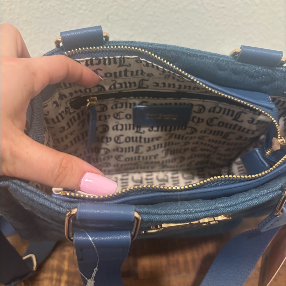 Juicy Couture Blue Quilted Logo Tote with Gold Hardware - Picture 8 of 10
